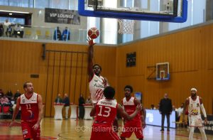 Les Lions de Genve sÕimposent face  Massagno au Pommier