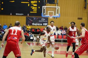 Les Lions de Genve sÕimposent face  Massagno au Pommier