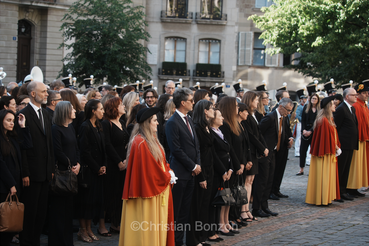 Justice genevoise: le temps du serment pour les magistrats lus