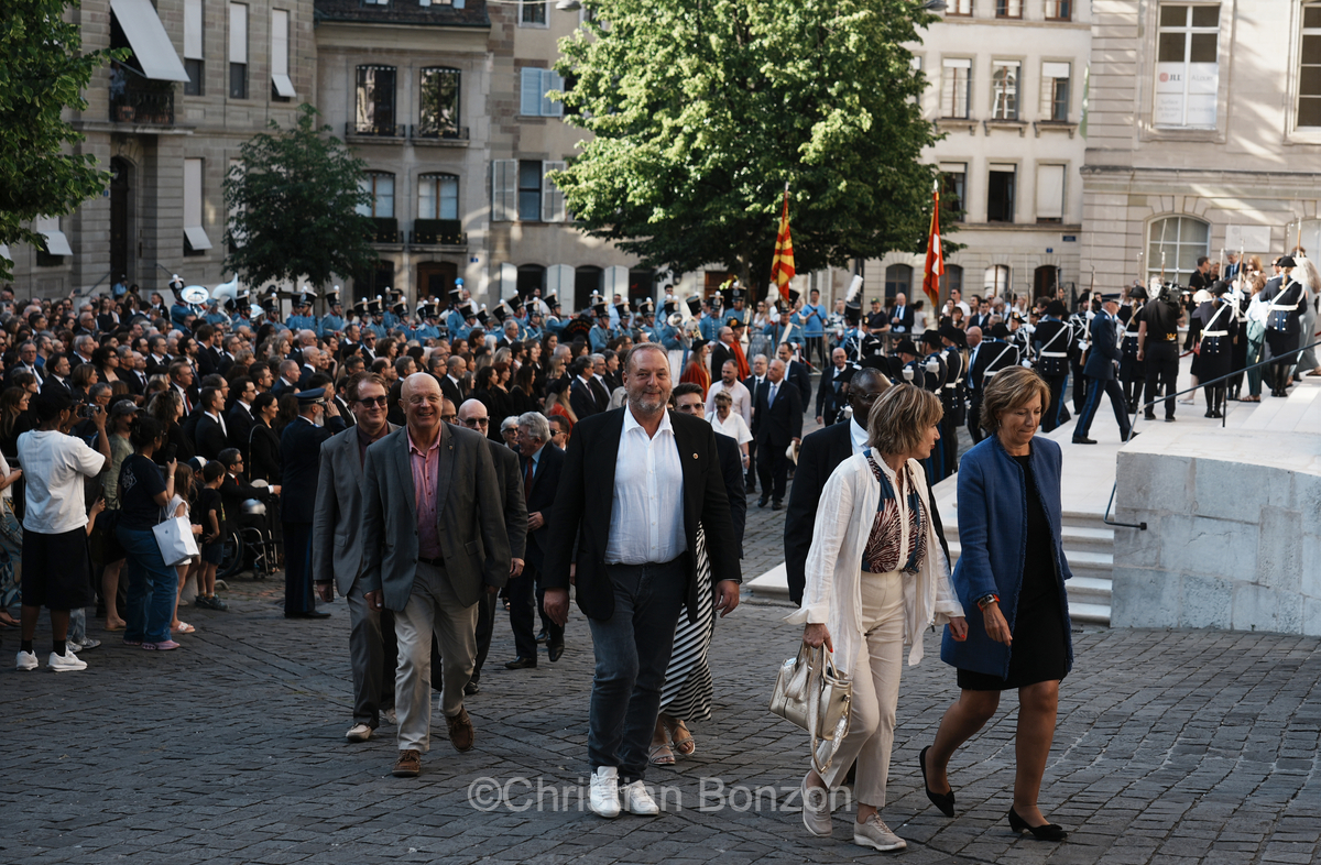 Justice genevoise: le temps du serment pour les magistrats lus