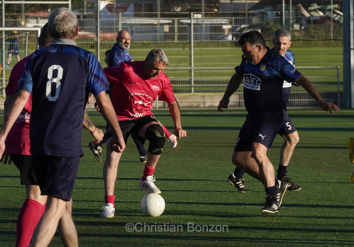 FC PLO (pan-les-Ouates)ont retrouv le plaisir du jeu face au FC Varits (2-4), f