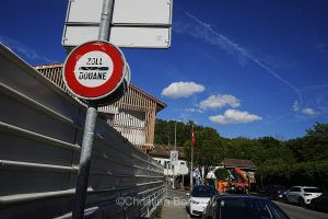 ermeture du poste-frontire entre Hermance et Chens-sur-Lman d