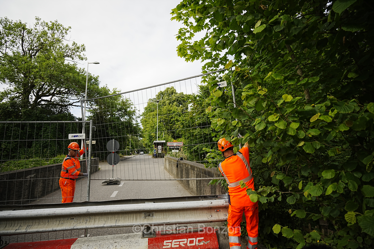 ermeture du poste-frontire entre Hermance et Chens-sur-Lman d