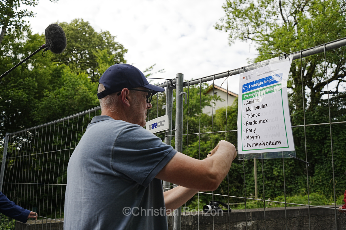 ermeture du poste-frontire entre Hermance et Chens-sur-Lman d
