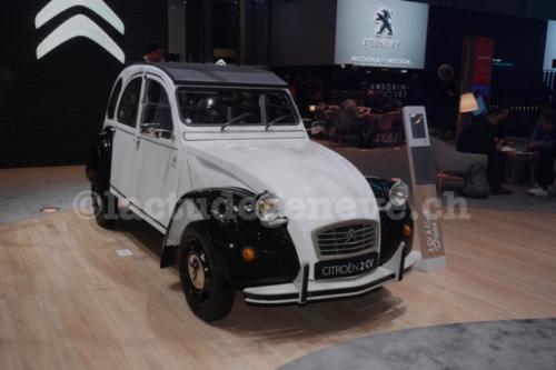 autoB046